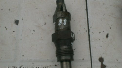Injectoare Peugeot 405
