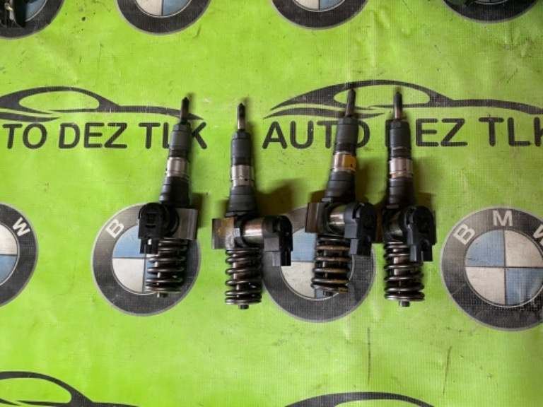 Injectoare Vw passat B6 2.0 Cod Motor BKP Cod injector :03G130073S