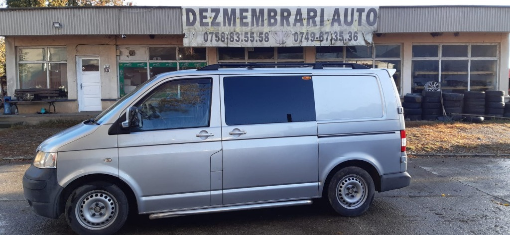 Injectoare Vw T5 , 2.5 tdi,cod motor BNZ , cod injector 070130073R