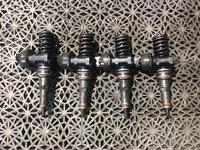 Injector , 038 130 073 AJ , 1.9 TDI , Vw , Audi , Skoda , Seat injectoare BOSCH