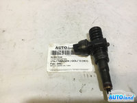 Injector 038130073ag 1.9 TDI Volkswagen GOLF V 1K1 2003