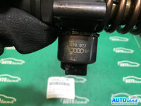 Injector 03g130073 2.0 d Bosch Volkswagen GOLF V 1K1 2003