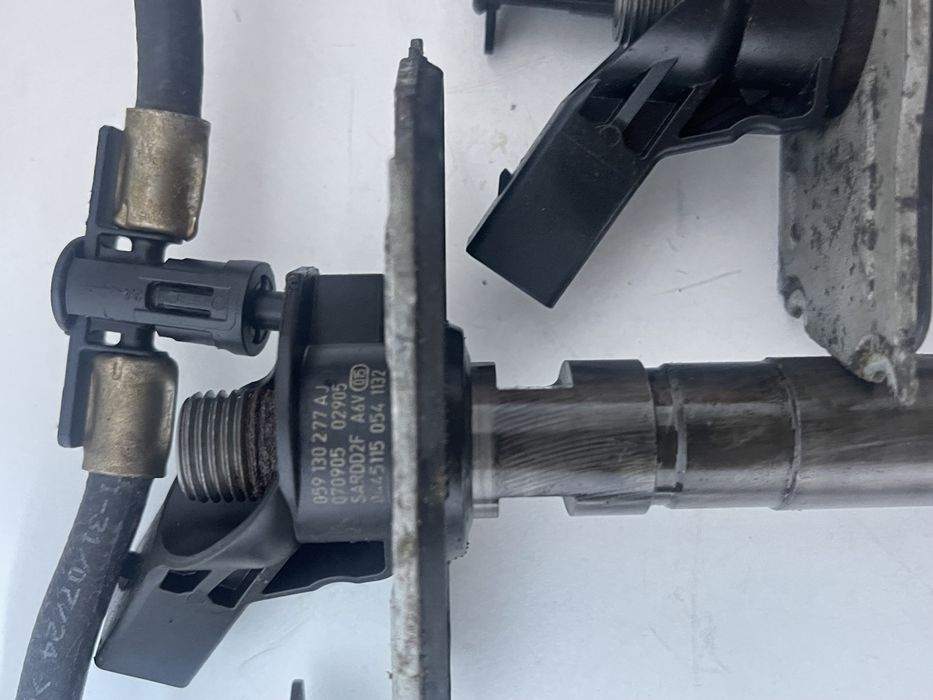 Injector 059130277AJ Audi A6 C7 A4 B7 2.