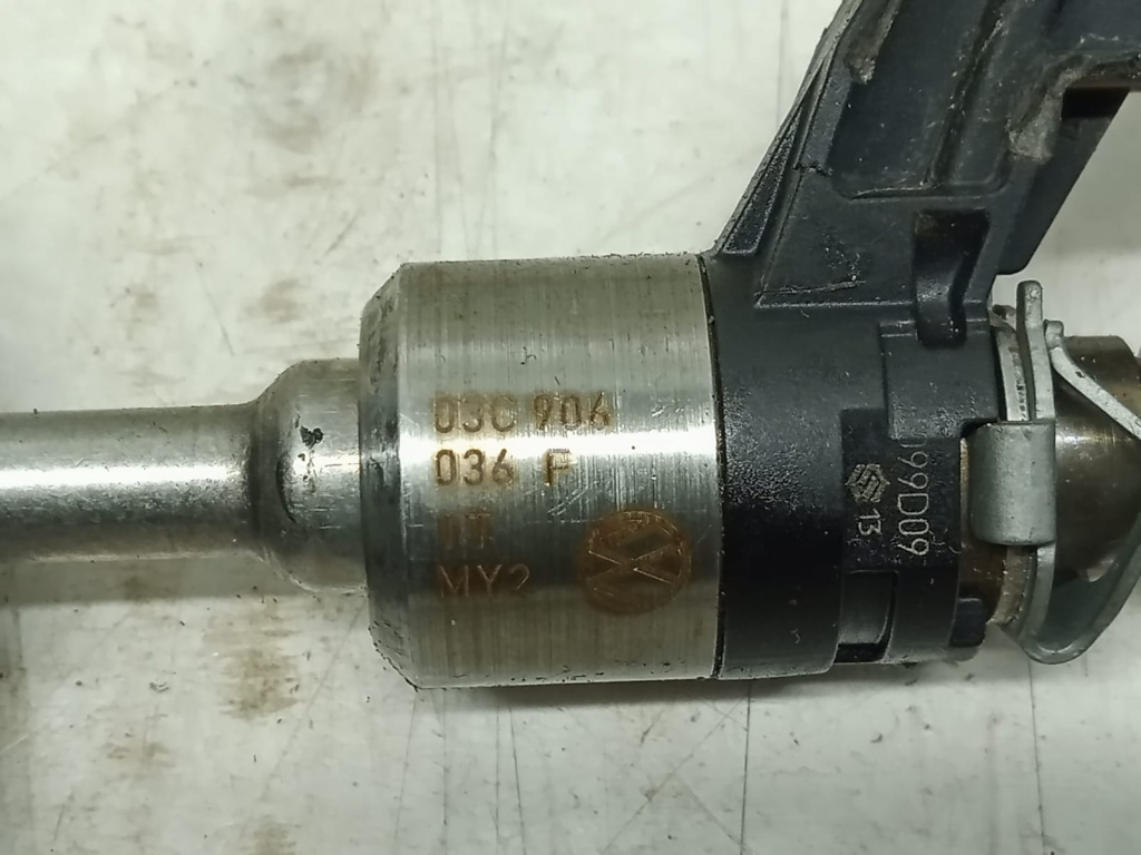 Injector 1.4 tsi caxa 03c906036f Audi A1