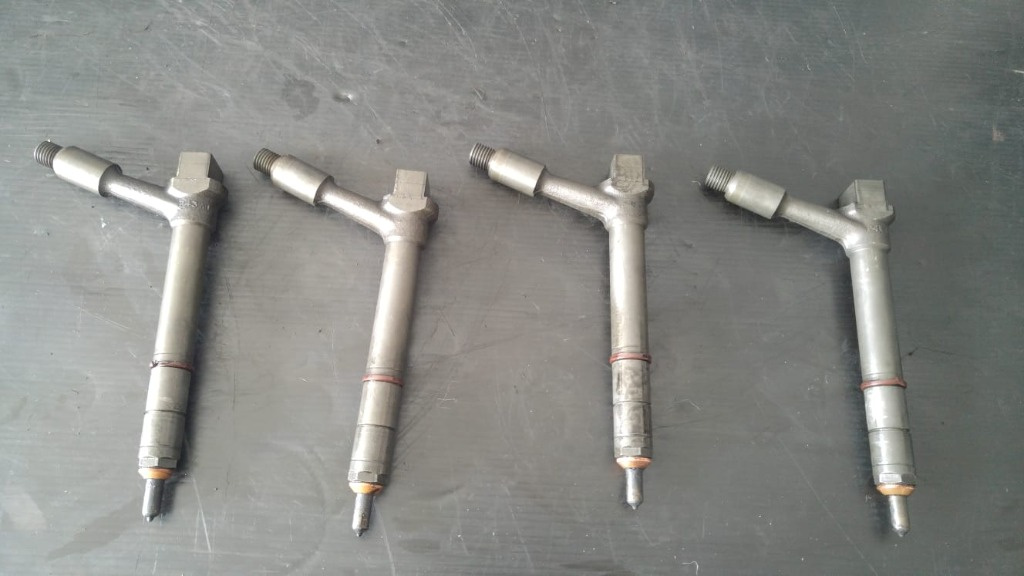Injector 1.7 cdti y17dt tjbb01901d opel 