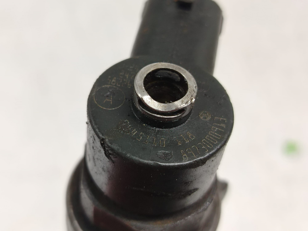 Injector 1.7 cdti z17dtl 0445110118 8973