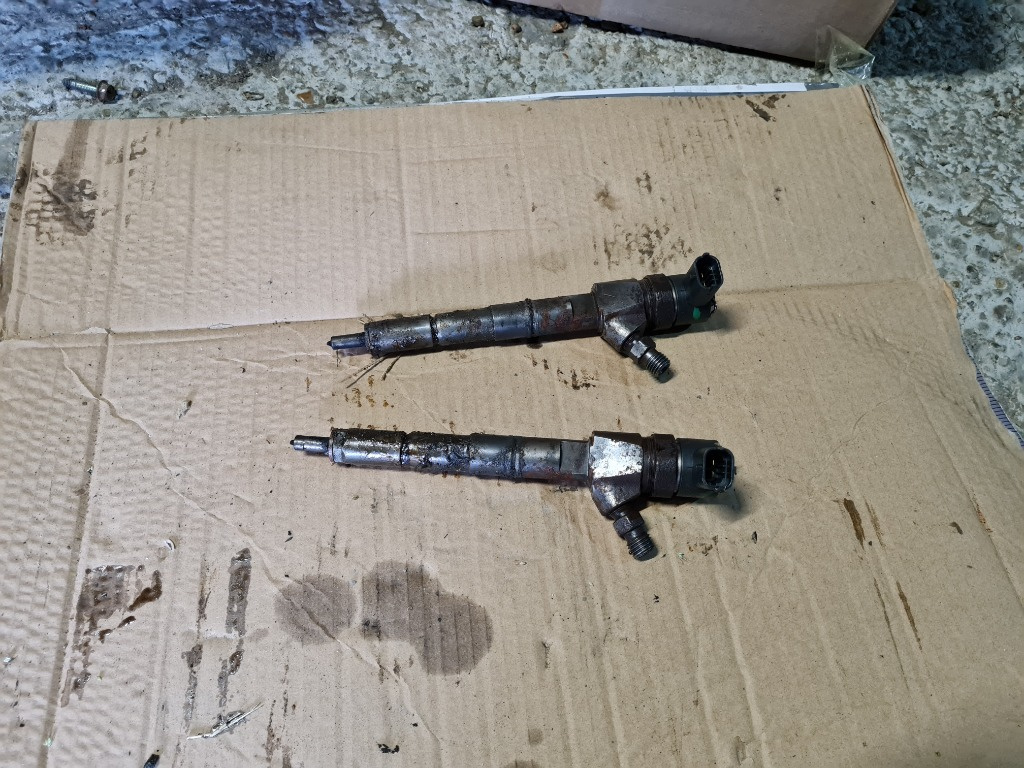 Injector 2.0 jtd d20aa fiat sedici 0445110299 euro 5 2012