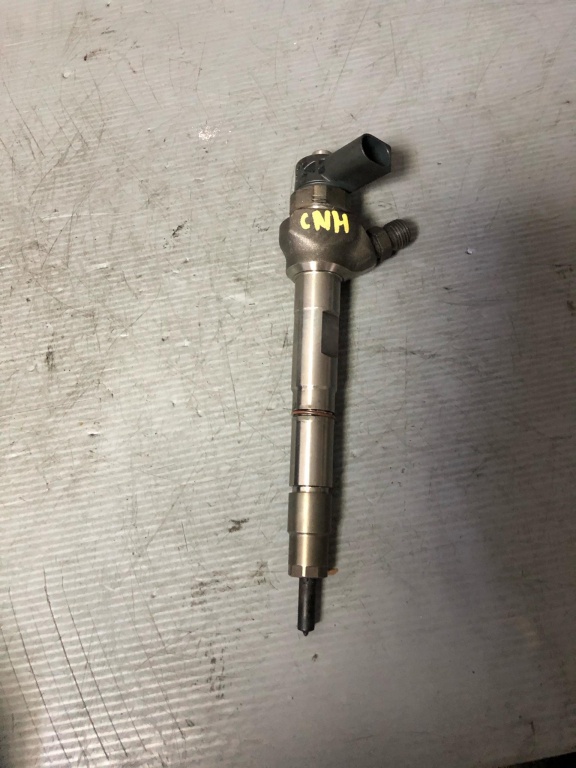 Injector 2.0 tdi audi q5 fyb a3 8v a4 b8
