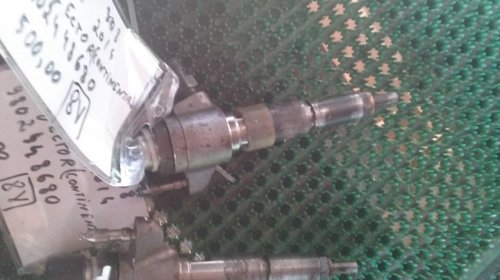 Injector 9802448680 Peugeot 308 /Focus 3 ,1.6