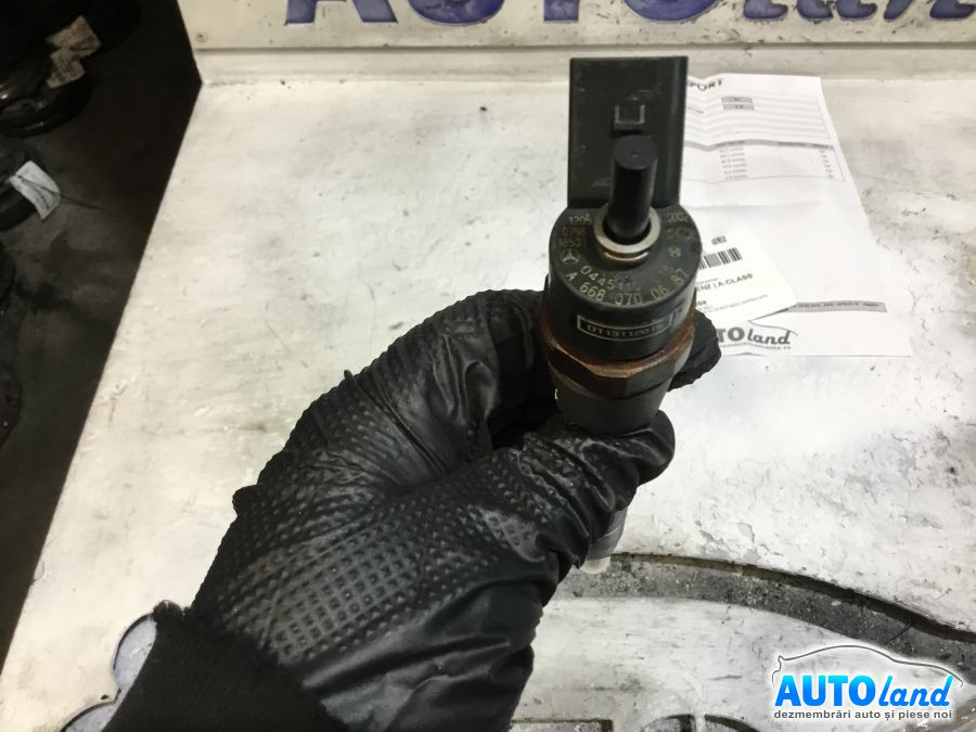 Injector A6680700687 1.6 C SDI/1.7 CDI 0