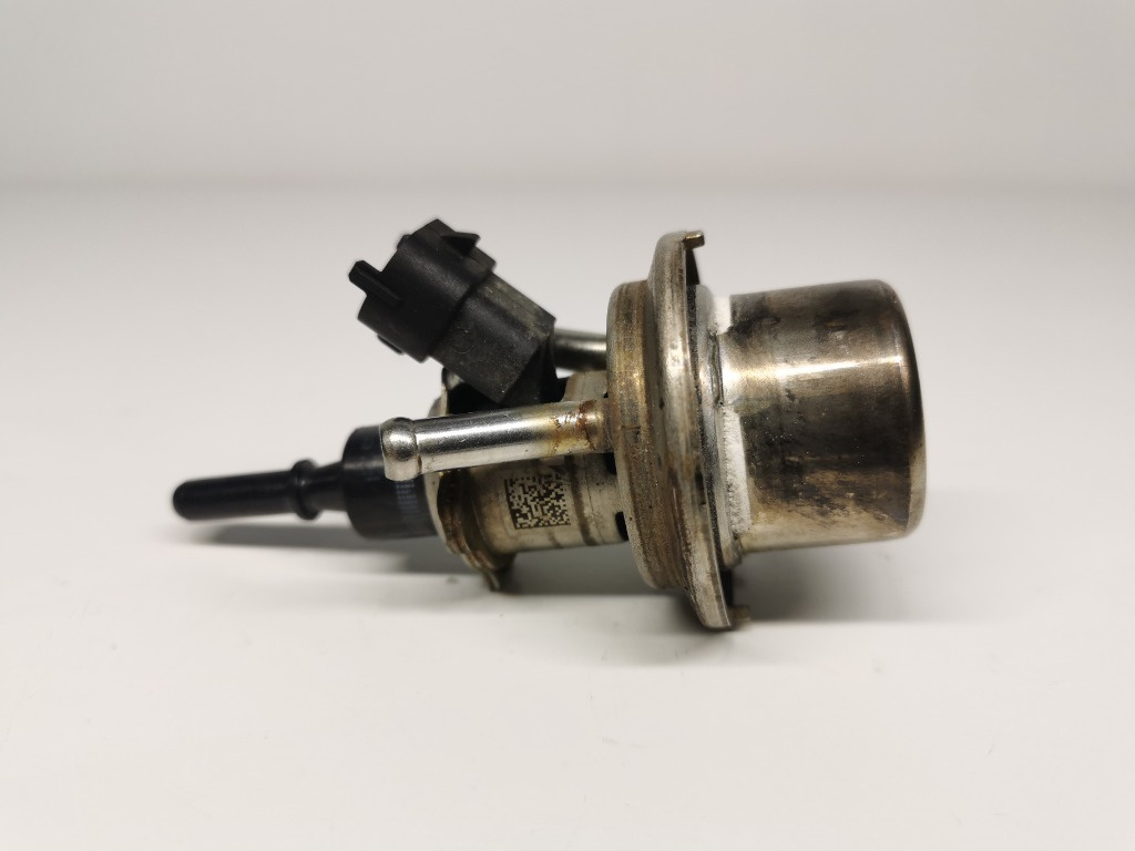 Injector adblue x5 f15 noi si sh de vanzare - TU alegi prețul!