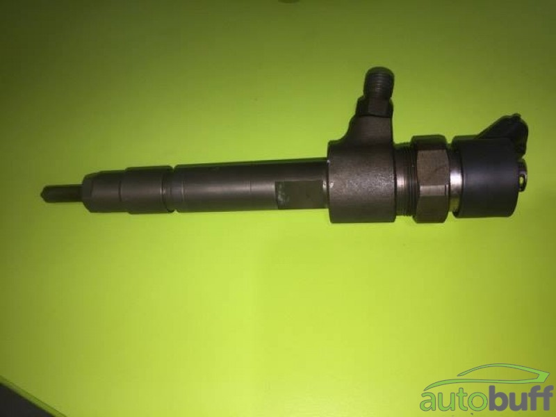 Injector Alfa Romeo 159 2.4 JTD 0445110119 / 2