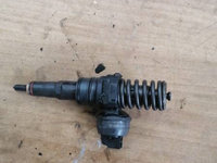 Injector Audi A3 1.9 tdi 038130073aj