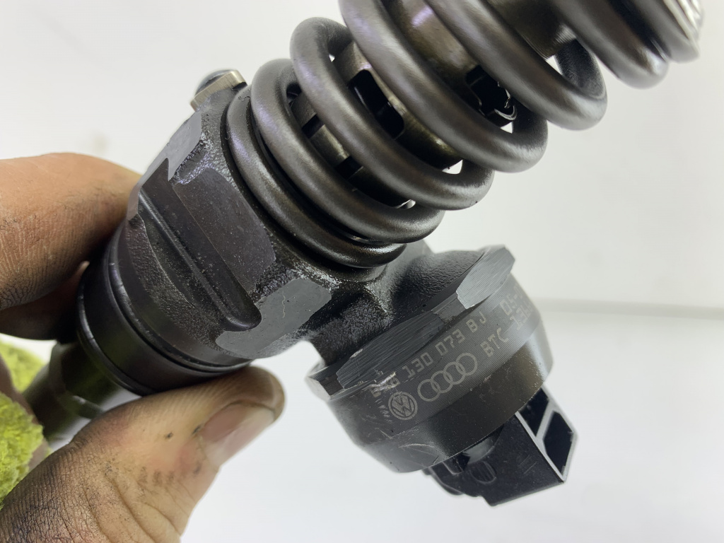 Injector Audi A4 B7 BPW / 2.0 TDI 2004-2
