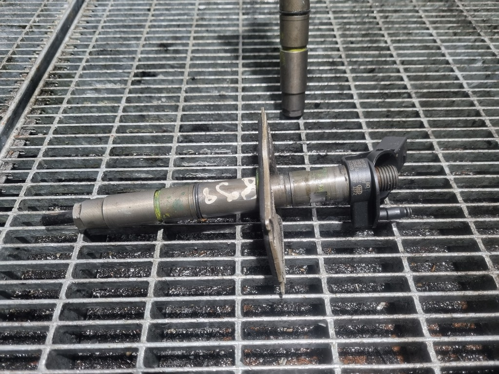 Injector AUDI Q7 3.0 2005 - 2009 233CP B