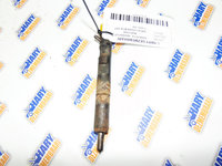 Injector avand codul original -8200676774 / H8200421897- pentru Dacia Logan MCV 2007.