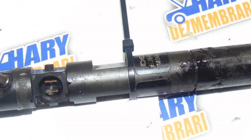 Injector avand codul original -EJBR05102D- pentru Renault Megane 3 2011.