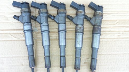 Injector BMW 520 cod 0445110216