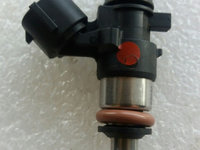 Injector combustibil 166009373R 0280158302 H8201238337.Twingo 3 0,9 TCE .Nou si original Renault.