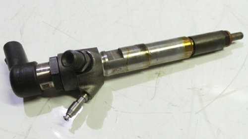 Injector compatibil cu Mercedes A-Class 1.5 cdi euro 5 cod injector 8201100113 H8201100113 Continental