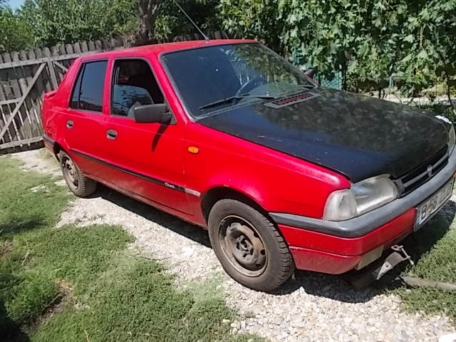 Injector Dacia Super Nova 2002 hatchback