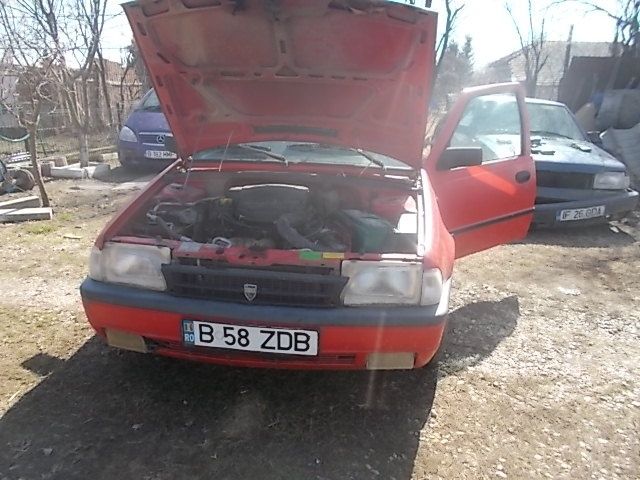 Injector Dacia Super Nova 2002 hatchback