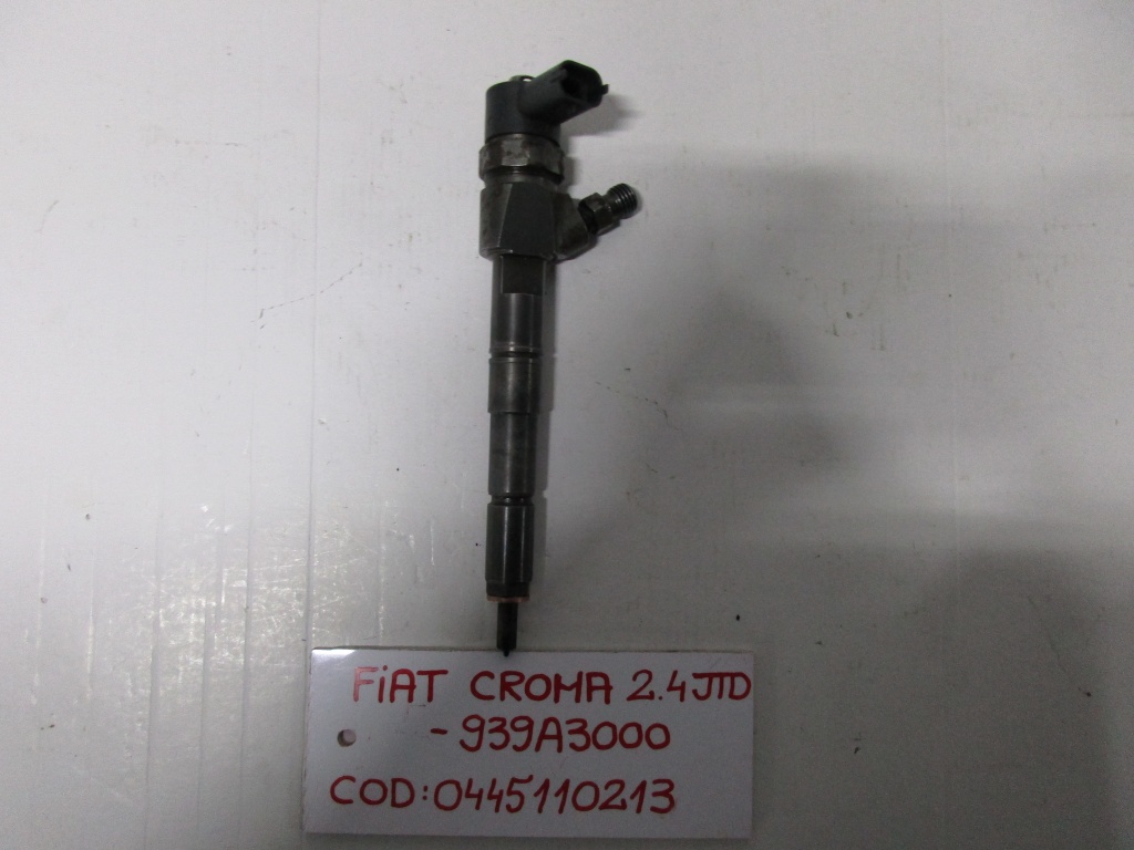 INJECTOR FIAT CROMA 2.4 JTD ; 044110213
