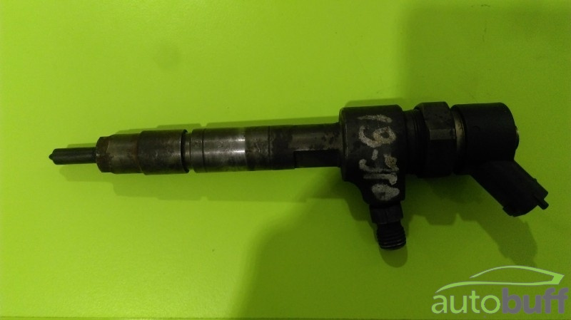 Injector Fiat Punto I (1993-1999) 1.9 JTD / 2.4 JTD 0445110119 3