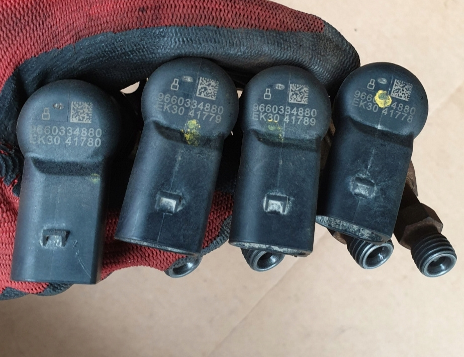 INJECTOR FIAT SCUDO 2.0 JTD COD 96603348