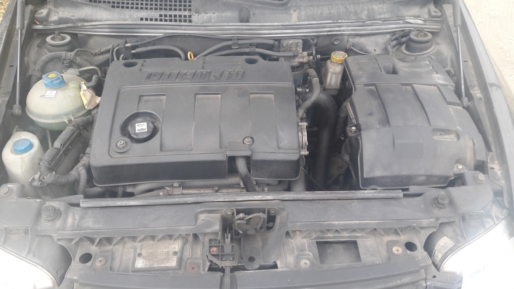 Injector Fiat Stilo 2001 Hatchback 1.9 J