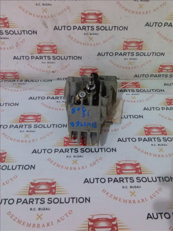 Injector filtru particule 1.5 DCI DACIA DUSTER an fabr.2013