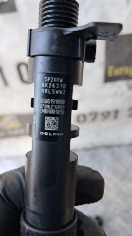 Injector Ford C-Max 2.0 ,an 2012 cod 9686191080
