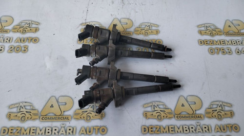 Injector FORD Focus Mk2 Break 1.6 TDCi 90 CP cod: 0445110239