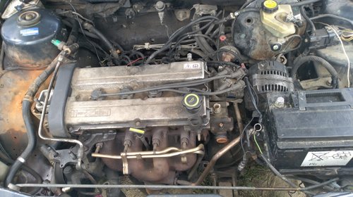 Injector Ford Mondeo 1995 break 1,8 i