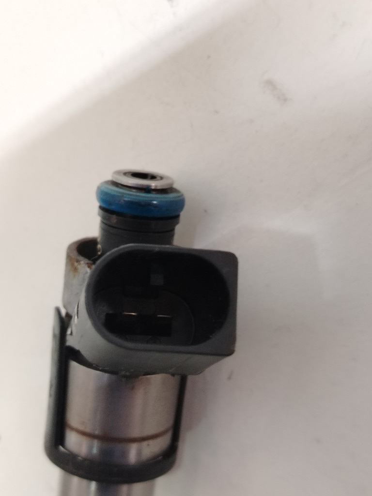 Injector injectoare A6 C6 A4 B7 A3 8P 2.