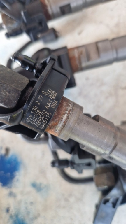Injector / injectoare Audi A4 A5 A6 A8 T