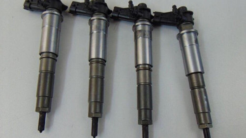 Injector Injectoare Bosch Nissan Qashqai +2 J10 2.0 DCI Cod motor: M9R 2010-2014 Cod:0445115022 / 0445115007