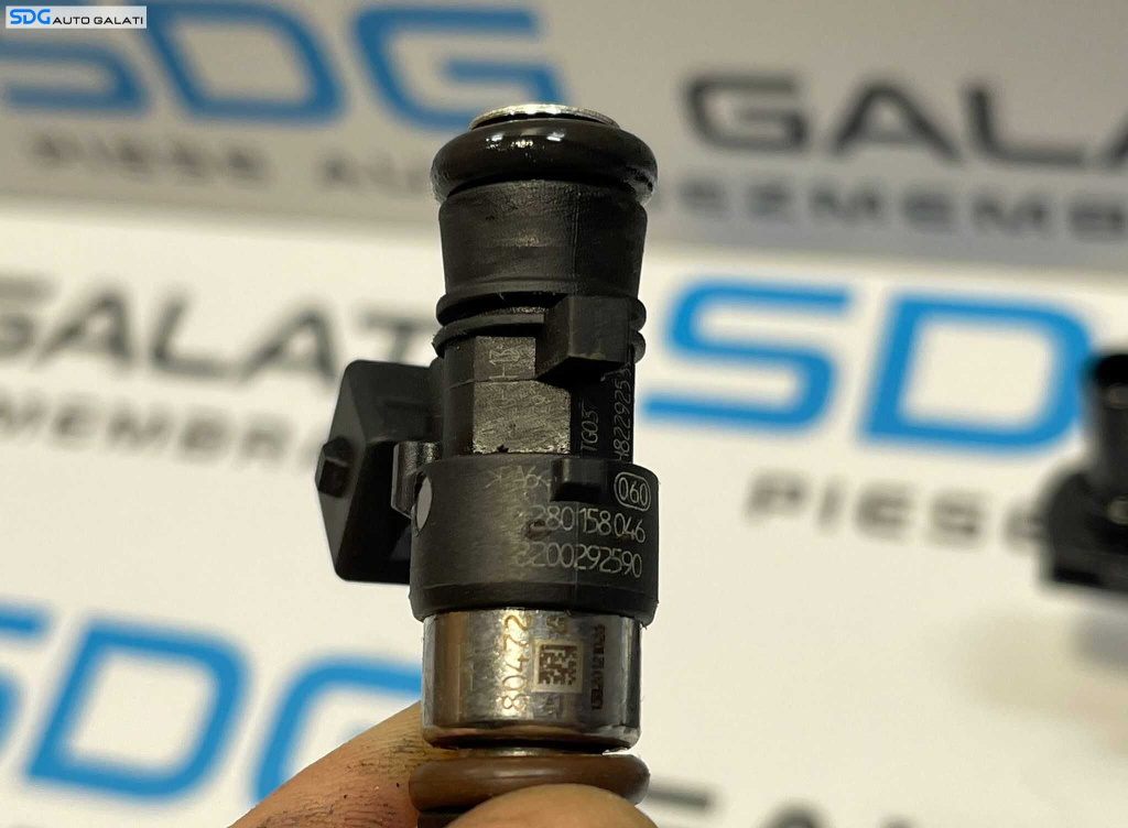 Injector Injectoare Dacia Logan 1.2 2008