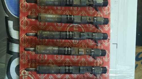 Injector injectoare dacia Logan mcv 1.5 dci euro4 renault clio 1.5 dci euro 4 delphi megane 2 h8200421897