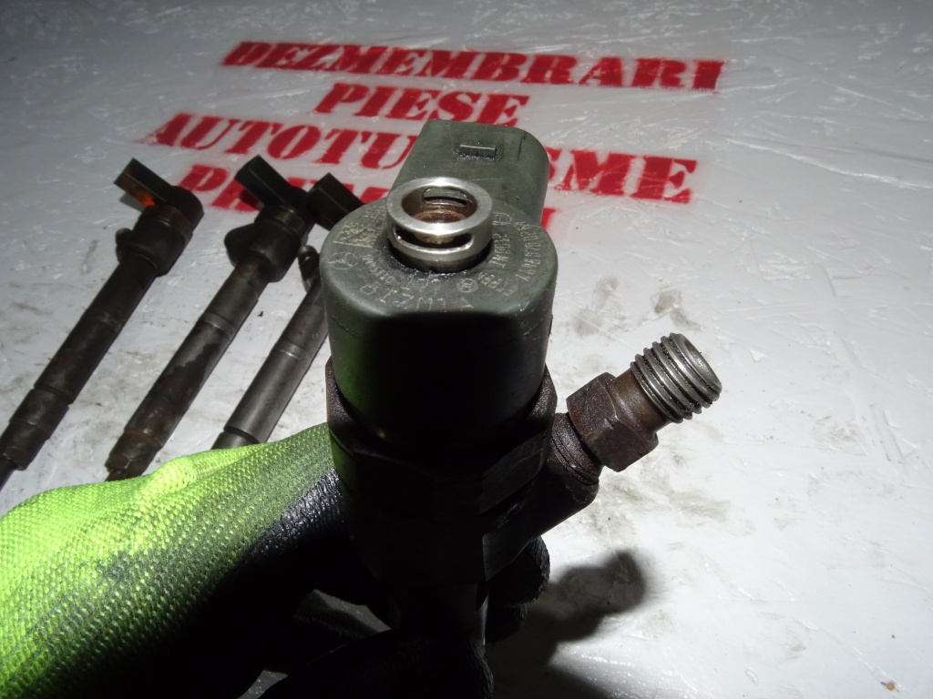 INJECTOR-INJECTOARE MERCEDES C CLASS 2.2