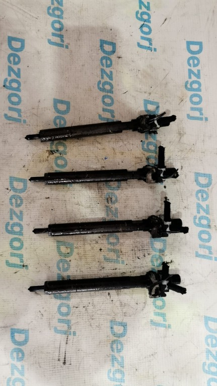 Injector/injectoare Mercedes C-class 2.2 D 2009 OM646811 Cod A6460700987