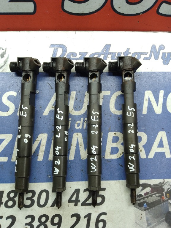 Genuine Mercedes Diesel Fuel Injector OM651 A6510700587 – W204 C207 W212 W221 W639 W906