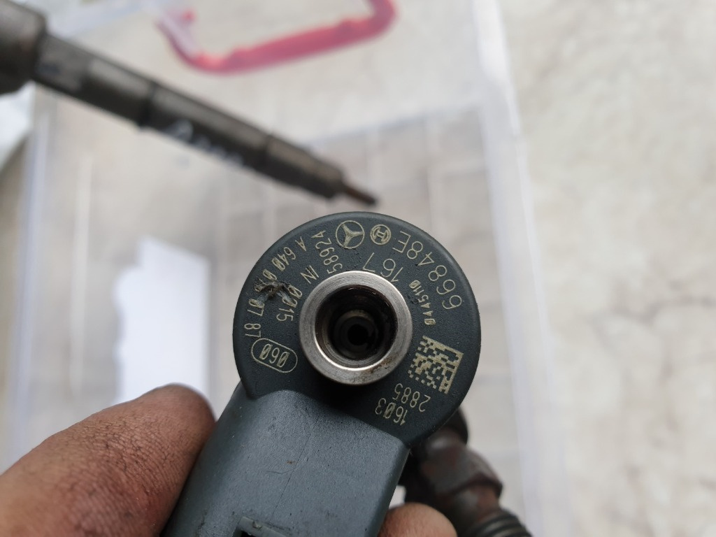 Injector / injectoare motor 1.7 cdti cdi