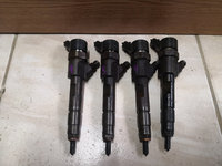 Injector injectoare Renault megane laguna suzuki grand vitara 8200100272 0445110 110b