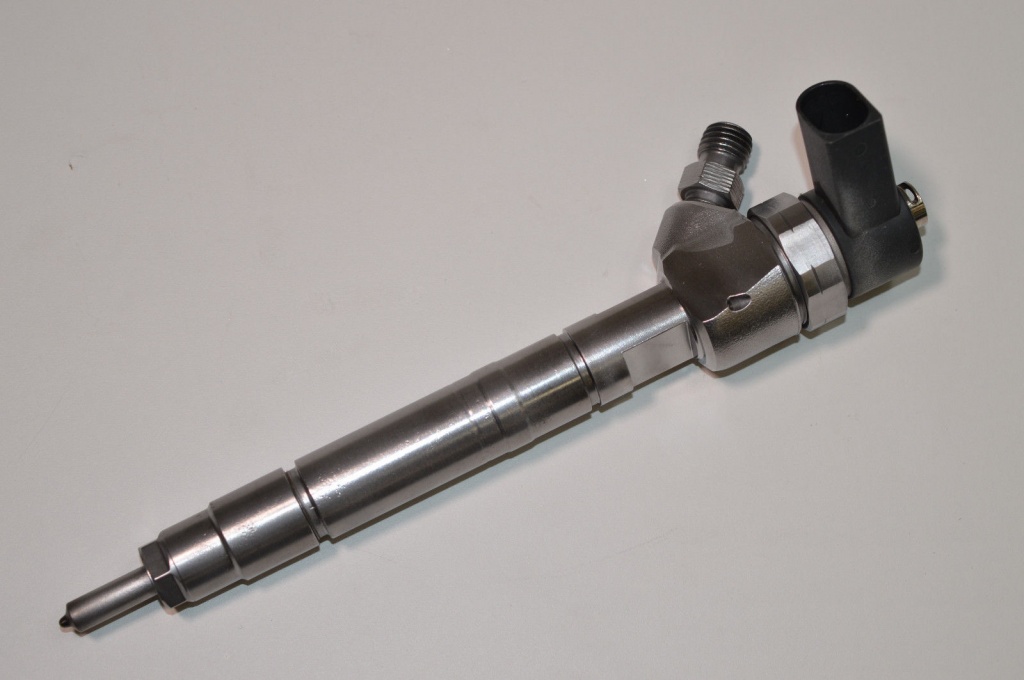 @ Injector Injectoare sprinter 2.2 CDI 2.7CDI ML270 W163 A6130700187 0445110035 w210 w220 901 902 311 411