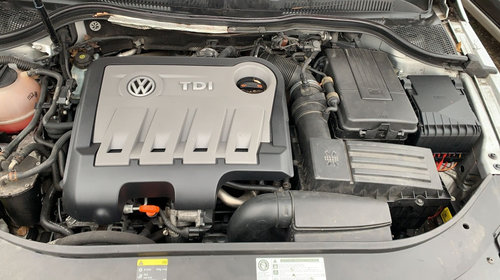 Injector injectoare Volkswagen Passat CC 2.0 TDI CFG 0445110369 03L130277J