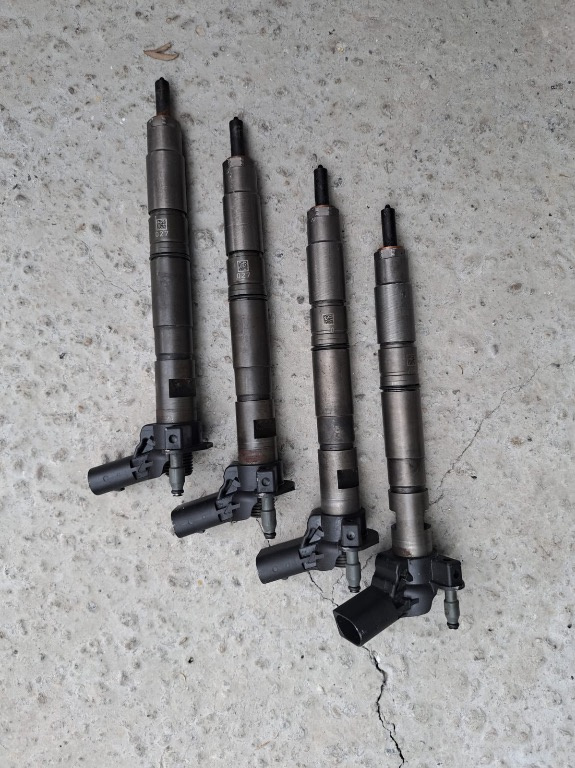 Injector / Injectoare Vw Passat Variant 