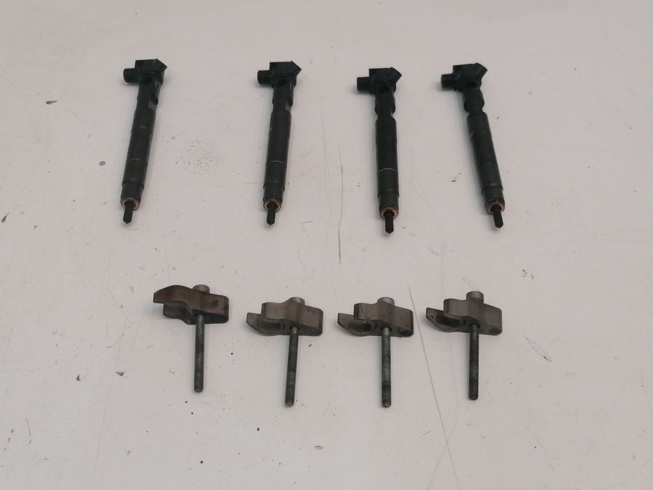 Injector injectoare W212 E Class C class sprinter Vito 2.2 euro 5
