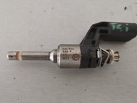 Injector Injector VW Beetle Cabrio 1.4 TSI 160 cai motor CTHD cod piesa : 03C906036F 03C906036F Volkswagen VW Beetle
