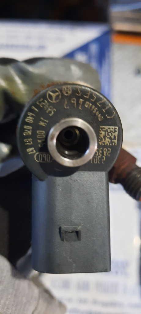 Injector Mercedes A Class , B Class 2.0 